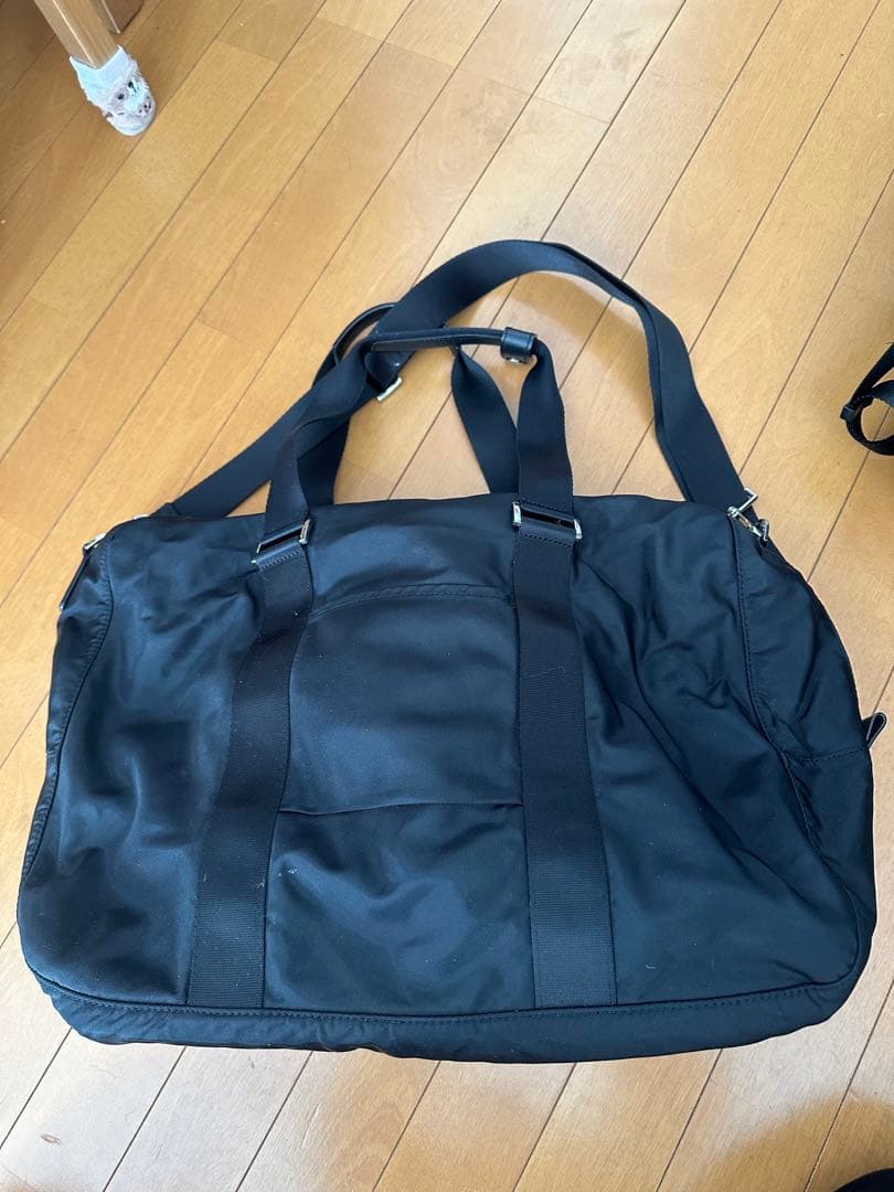 アニエスベー　黒いナイロン旅行バック