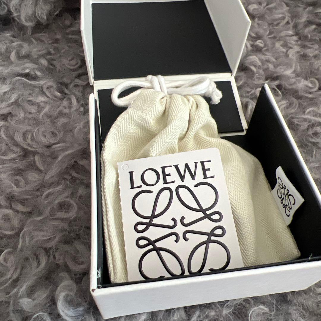 LOEWE ローズゴールド ブローチ