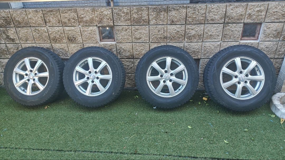 DUNLOP 16インチ スタッドレスタイヤ・ホイール4本セット