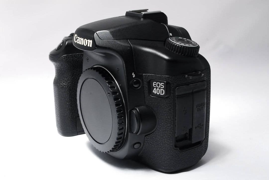 ♥本格派一眼♥Canon EOS 40D♥高画質 高速連写 標準レンズ 動作良好