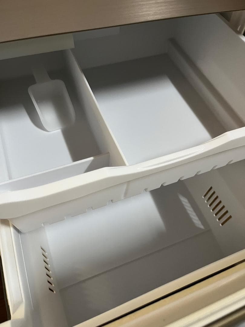 冷蔵庫 R-V32NV 2021年製 グラファイトシルバー 日立