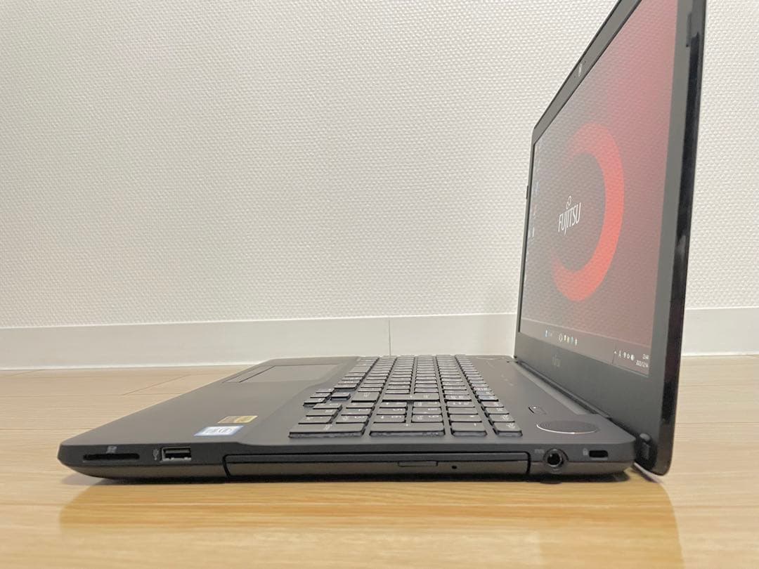 富士通 LIFEBOOK FHD液晶Core i7-7700HQ 1TB