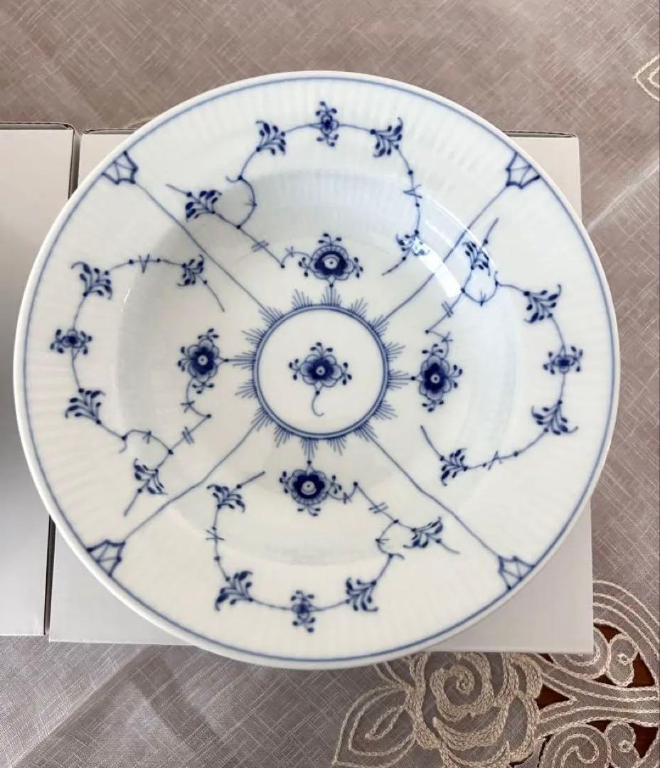 ブルーフルーテッド　プレイン　ディーププレート