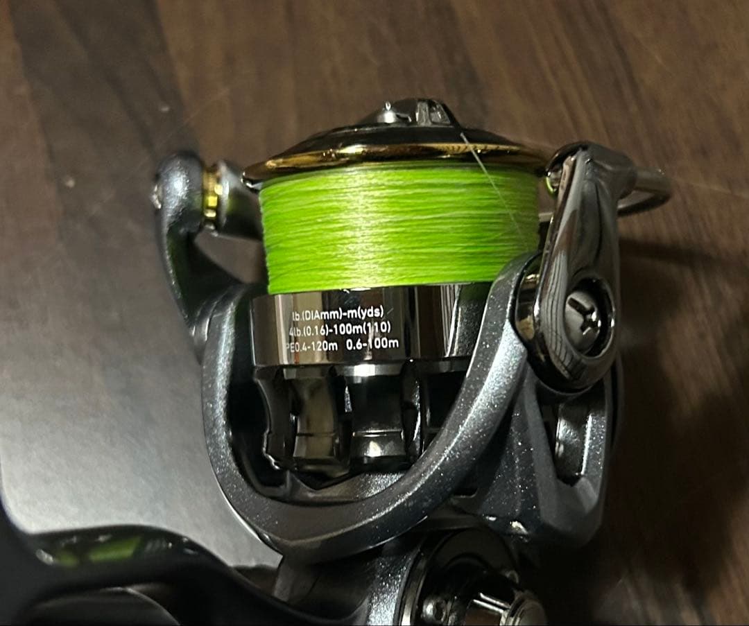 美品！DAIWA 15 ルビアス 2004H スピニングリール
