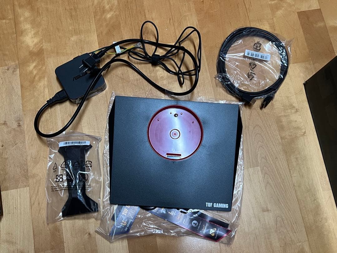 ASUS TUF GAMING VG32V 31.5インチ 曲面モニター 本体