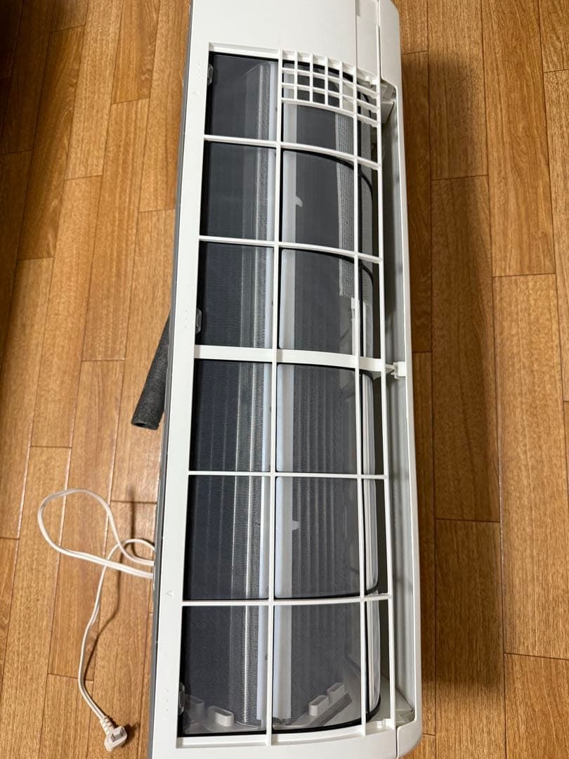 ダイキン ルームエアコン AR22WESK-W（2019年製）室内機と室外機付き