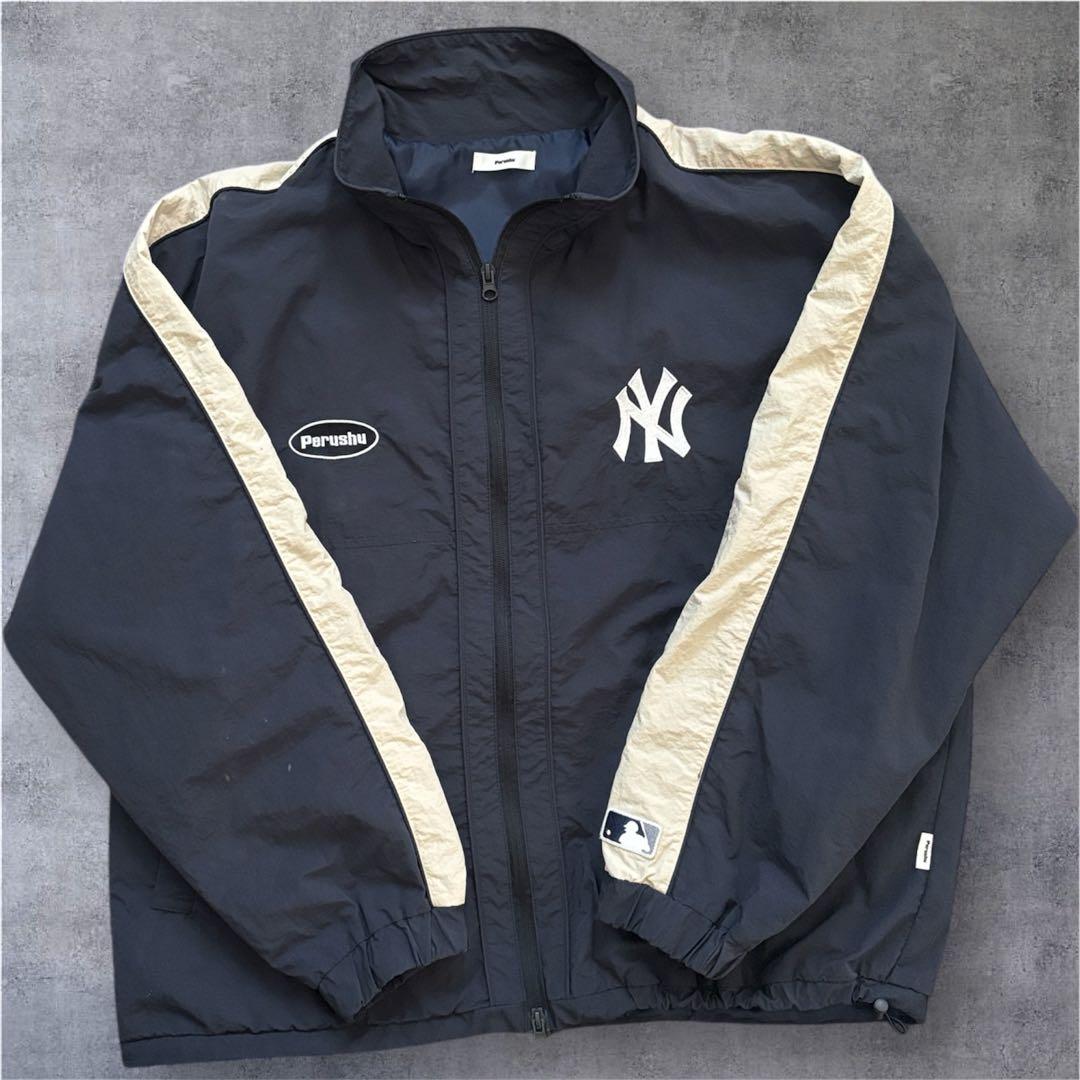 や*だ様 【激レア完売品】Perushu×MLB ヤンキース ナイロンセットアッ