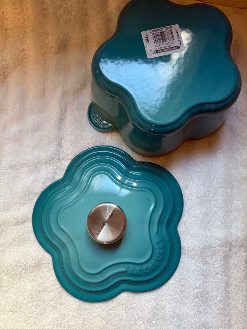 ルクルーゼ　カリビアンブルー　ココットフルール