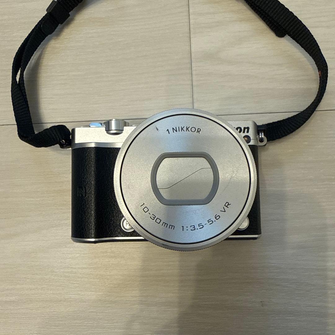 Nikon J5MODEL デジタルカメラ