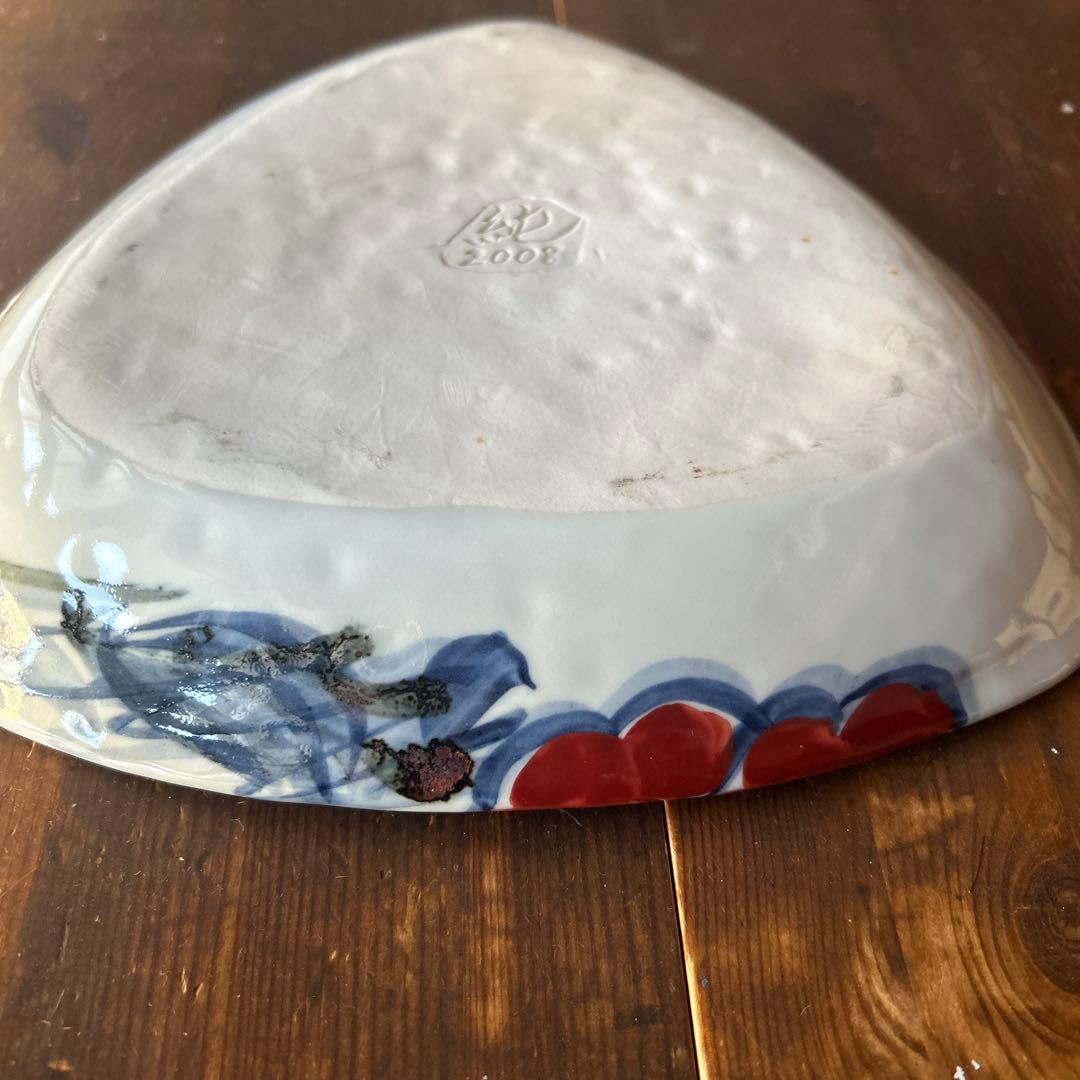 作家　陶芸作家　梅田純一　三角皿　三角鉢　椿