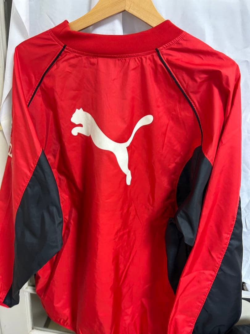 浦和レッズ PUMA ウィンドブレーカー Lサイズ