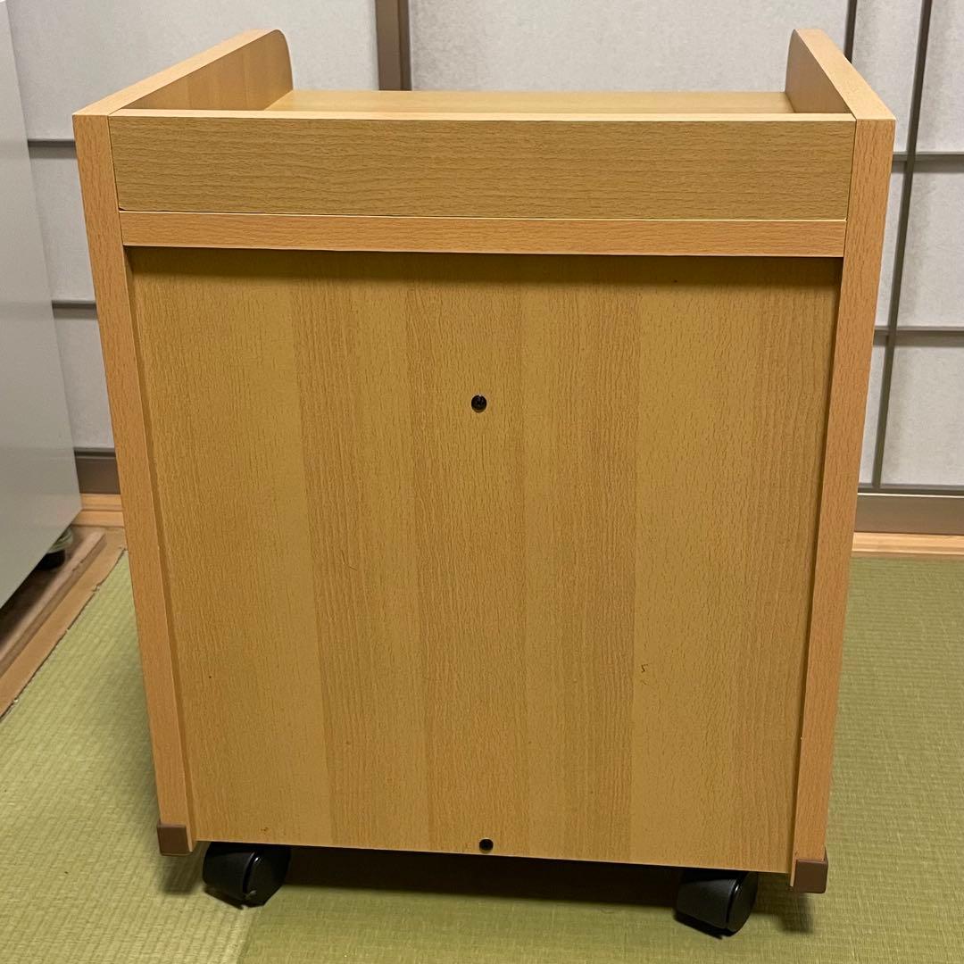 ニトリ 学習机　キャビネット付き　ライト付き　椅子付き