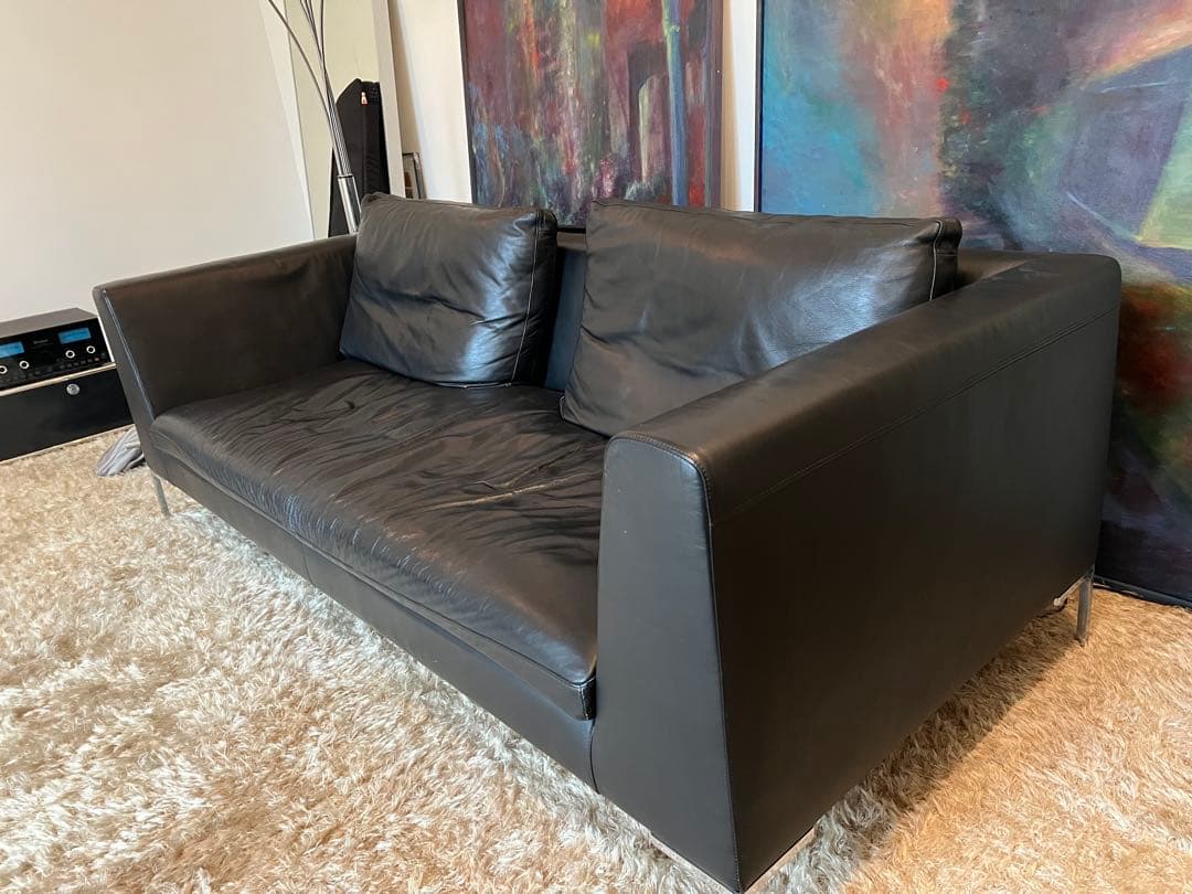 ぽめめ　黒 レザー 3人掛けソファ Charles