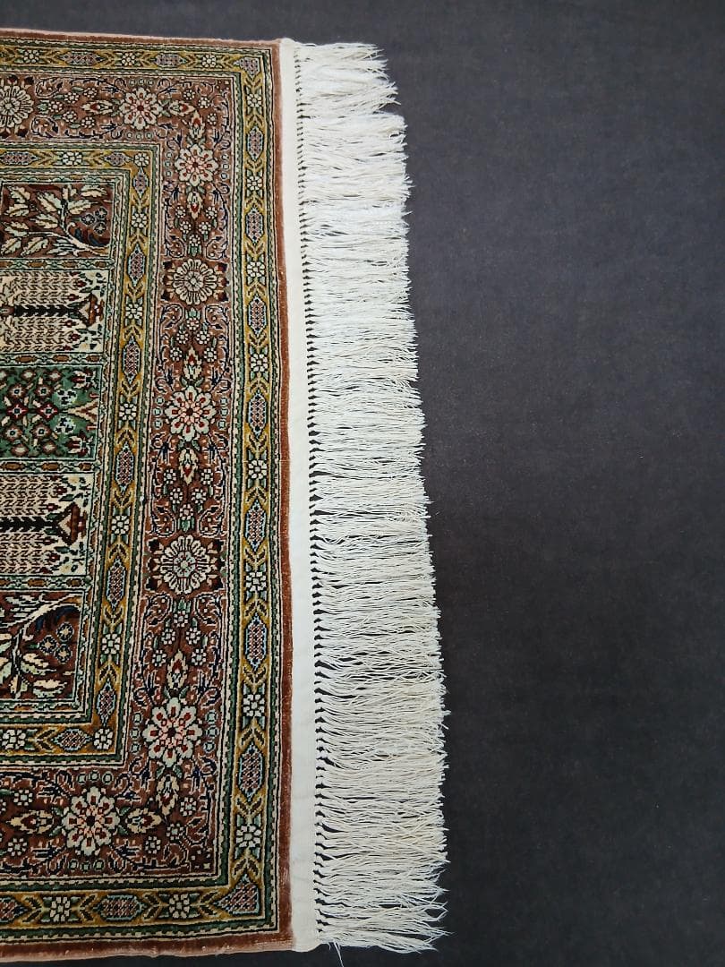 クム　ペルシャ絨毯　93 x 64cm　81万ノット位　玄関マット　シルク　手織