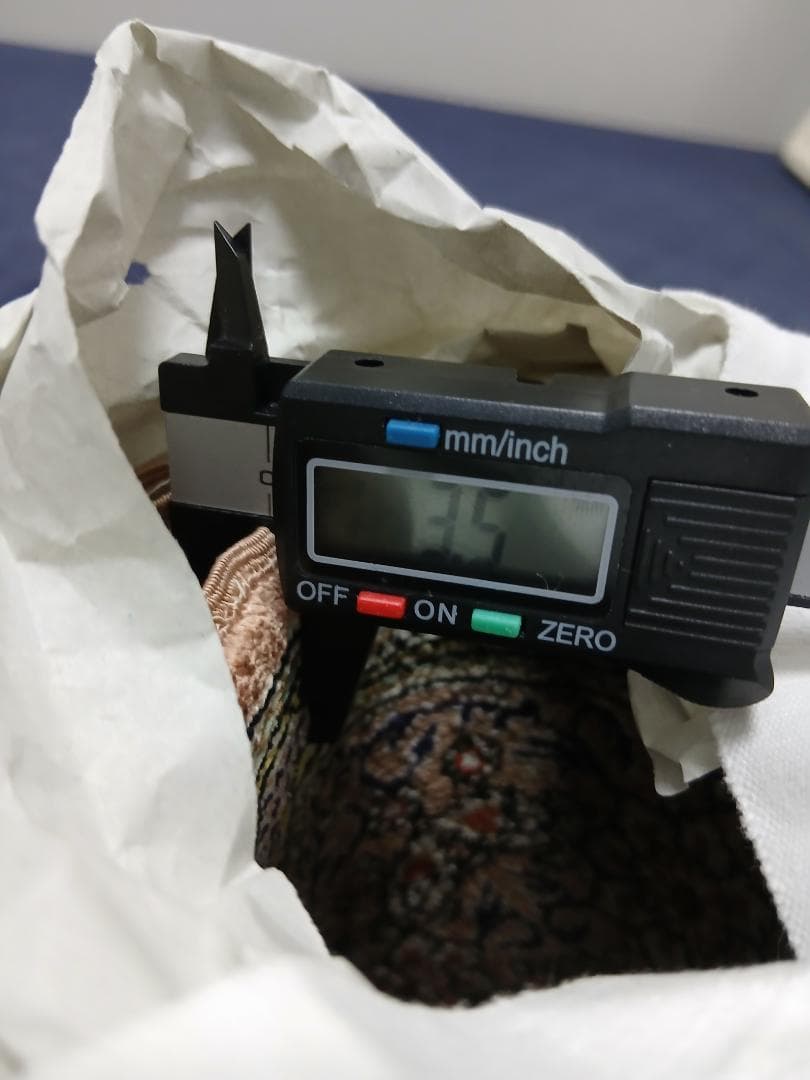 クム　ペルシャ絨毯　93 x 64cm　81万ノット位　玄関マット　シルク　手織