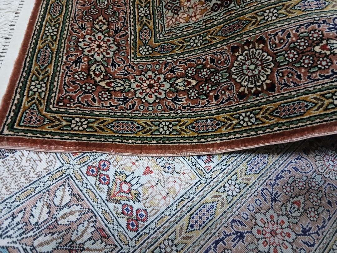 クム　ペルシャ絨毯　93 x 64cm　81万ノット位　玄関マット　シルク　手織