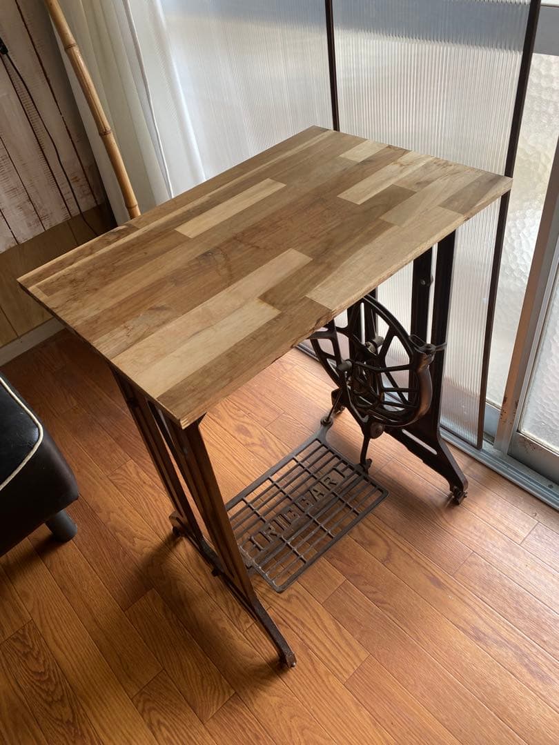 アンティーク　ヴィンテージミシン台　RICCAR アイアン脚