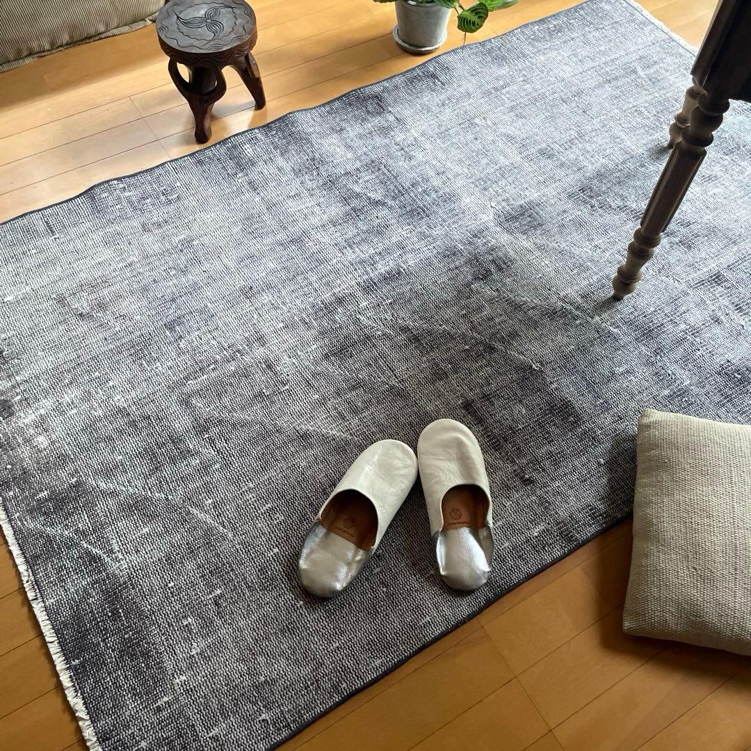 105×172 ダークグレイ　オーバーダイ　ワンカラー　トルコヴィンテージラグ