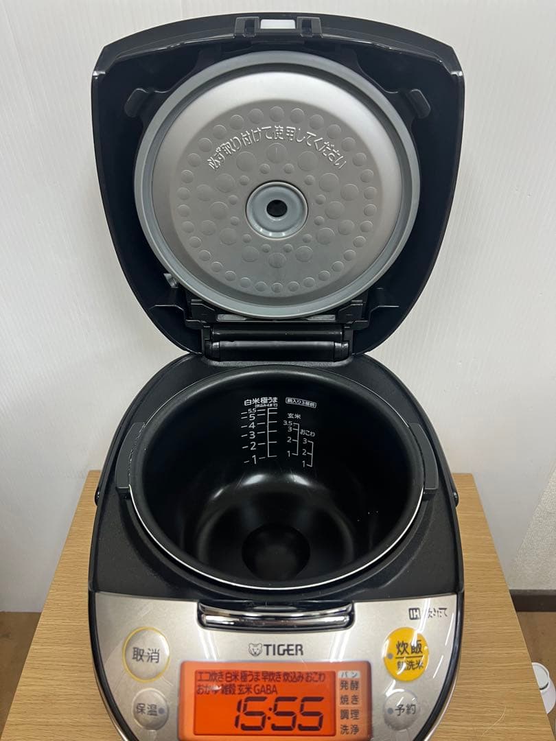 TIGER タイガー IH炊飯器 JK-TG100 5.5合炊き