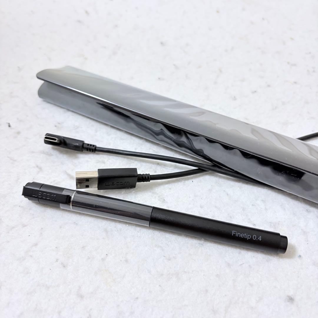 WACOM Intuos Pro M PTH-660 ワコム ペンダブ