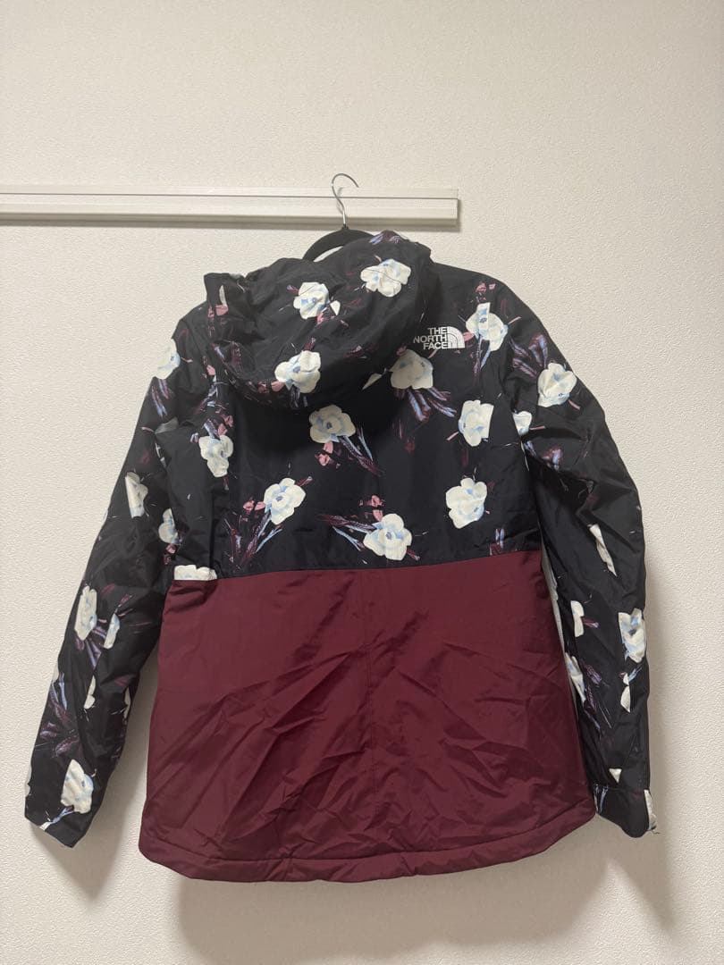 値下げ中⭐︎花柄ノースフェイスアウター