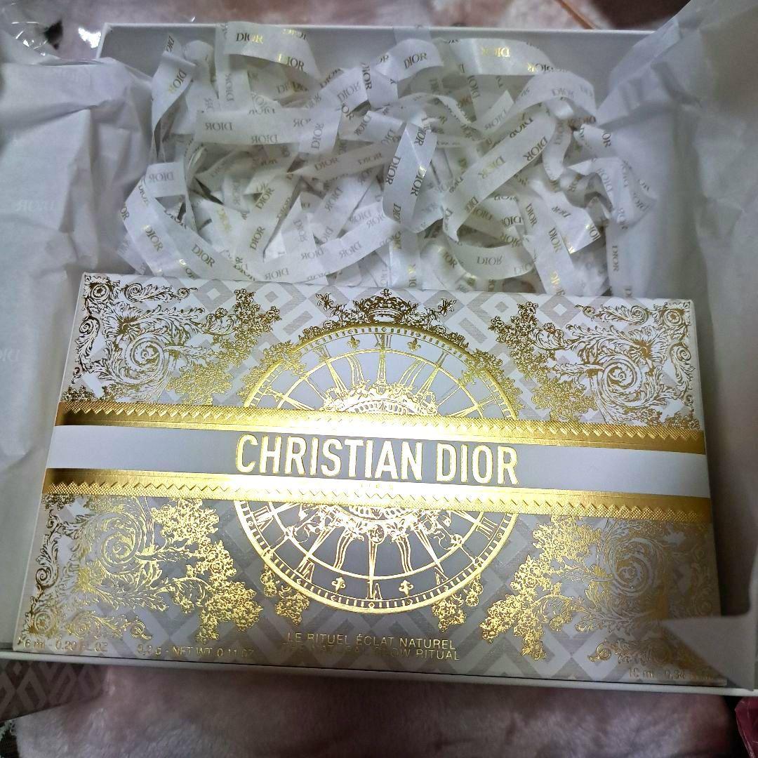DIOR　ホリデーオファー　2024　新品　未使用