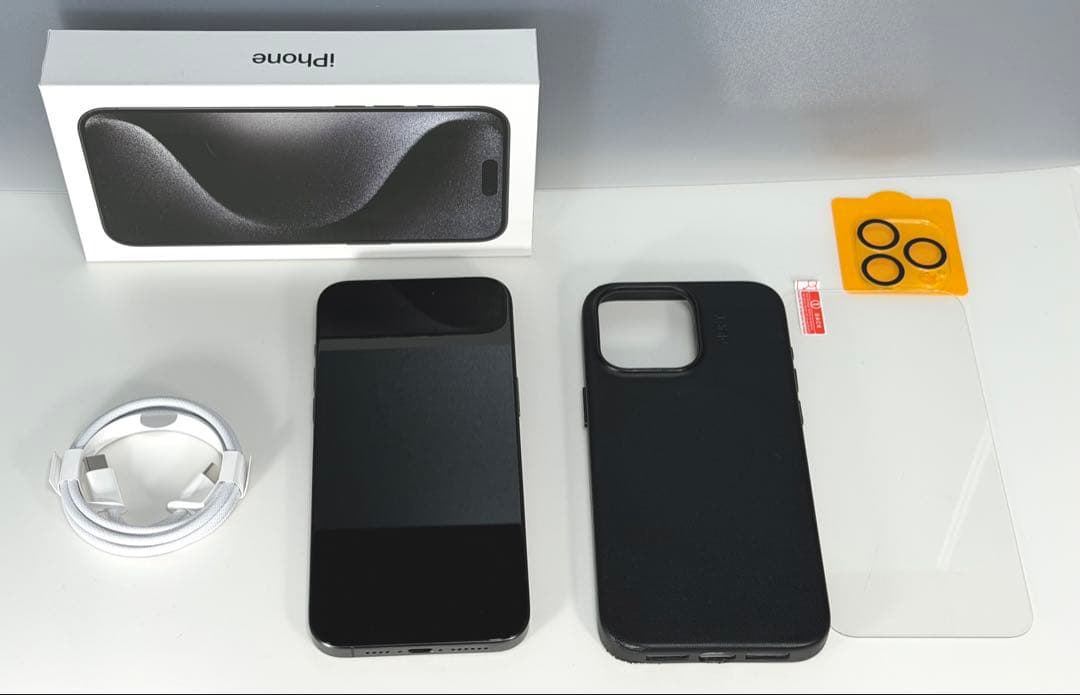 【美品&オマケ付】iPhone15 Pro Max 256GB ブラック