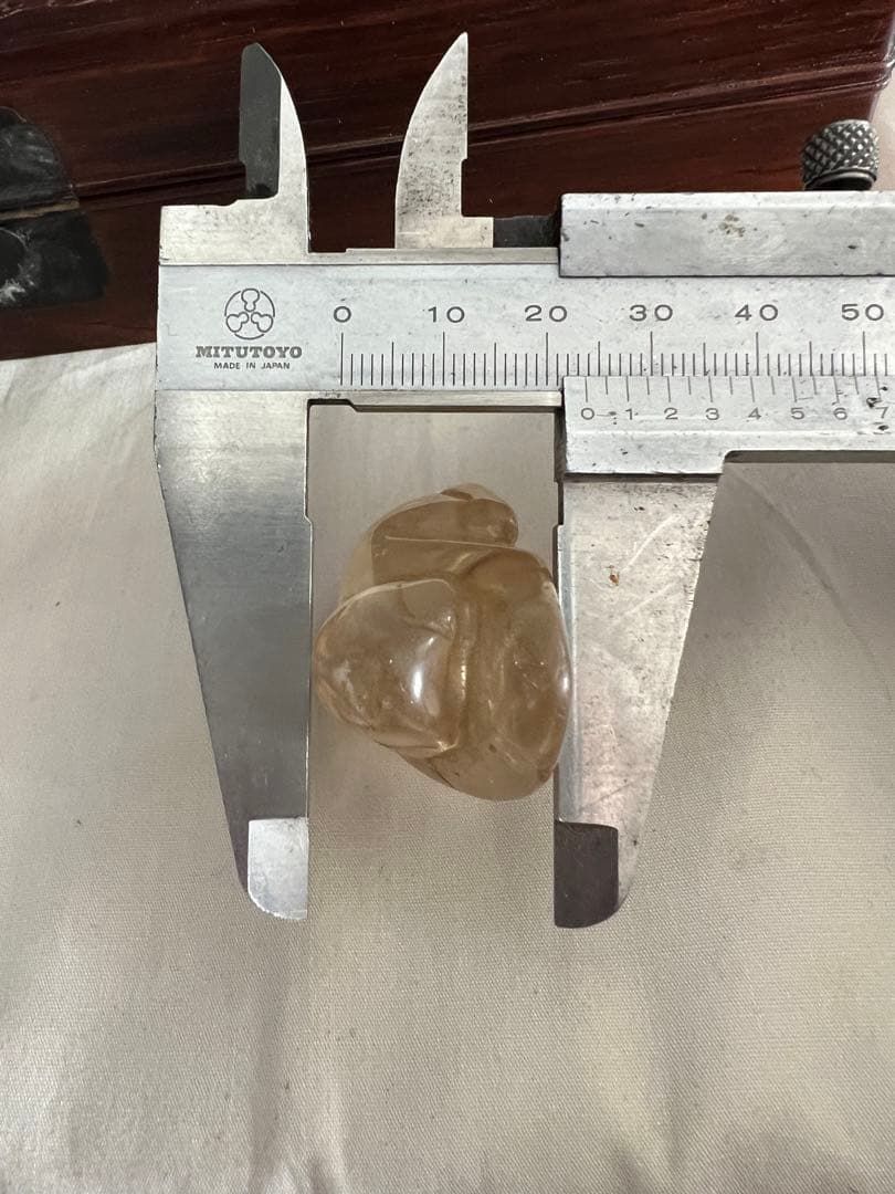 水晶　置物 人物？