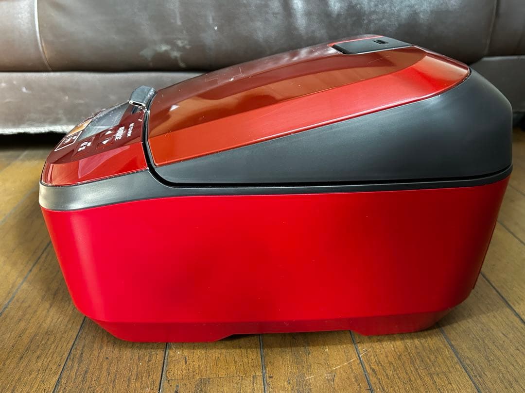 HITACHI 5.5合 圧力スチーム RZ-TS105M 炊飯器 22年製