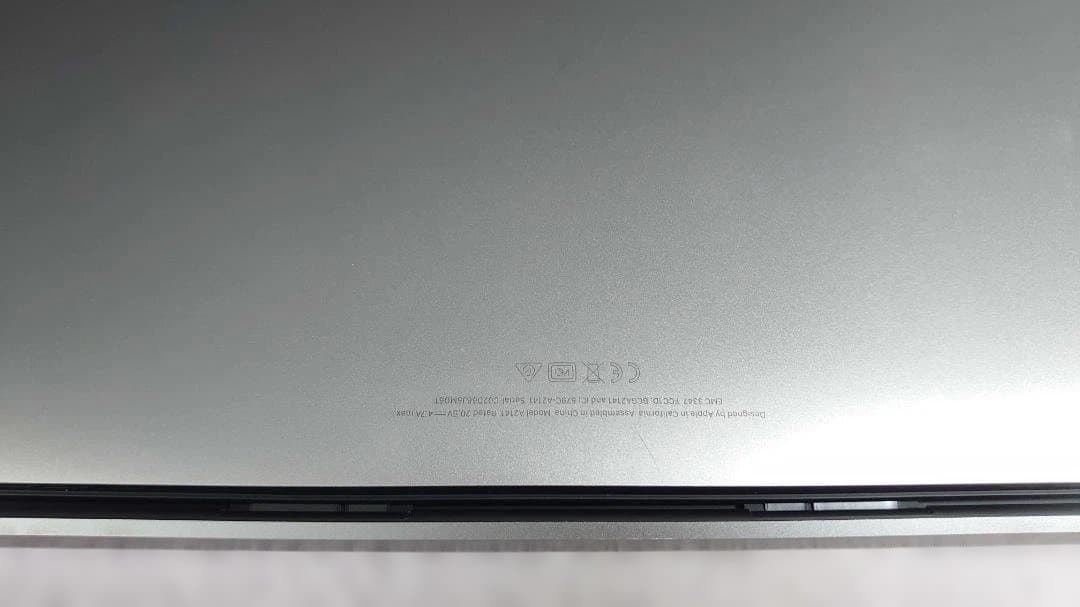 極上/充放電124回MacBook Pro 16 i9/32GB/SSD 2TB