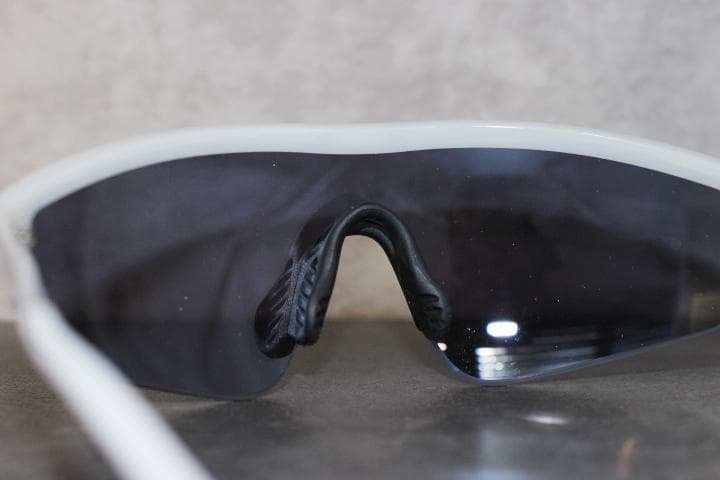 オリバーピープルズ × ロジャーフェデラー R-7 シールドサングラス スポーツ