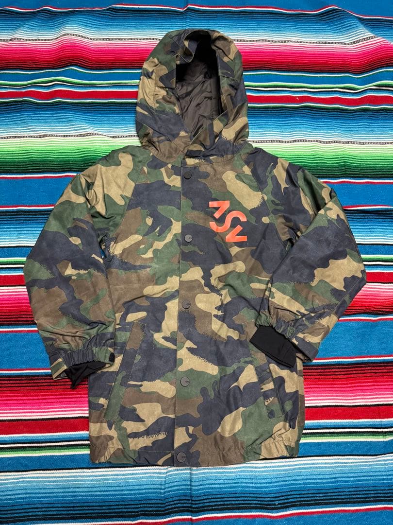 中古　thirtytwo 迷彩 スノーボードウェア XS サーティーツー　キッズ