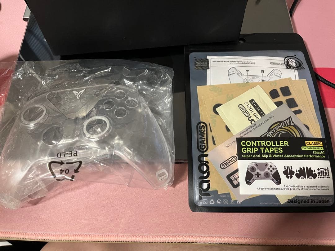 Flydigi Apex 4 & 専用充電ドック