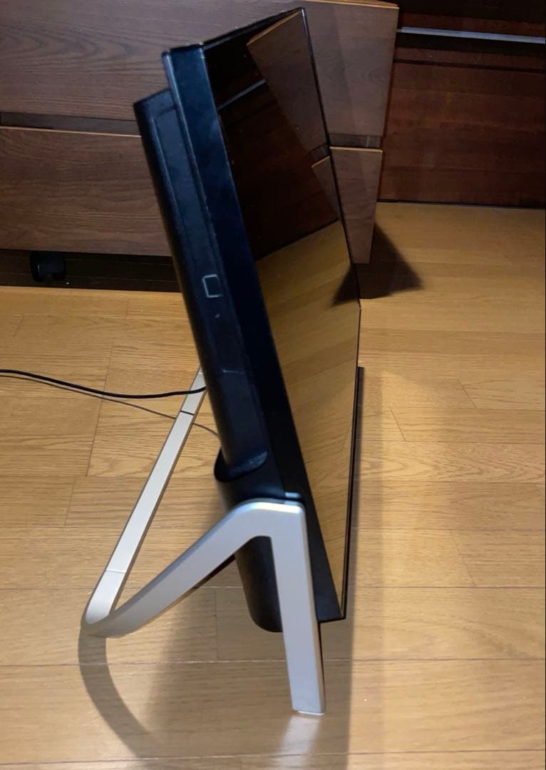 <週末特価> 富士通 一体型デスクトップPC FMVF53B1B SSD換装済