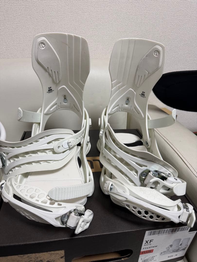 FLUX XF ホワイト ビンディング　　24-25モデル
