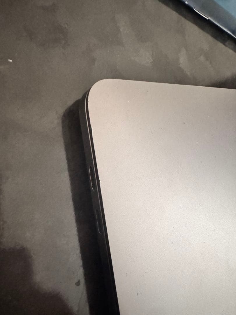 MacBook Pro 13インチ スペースグレー　2022