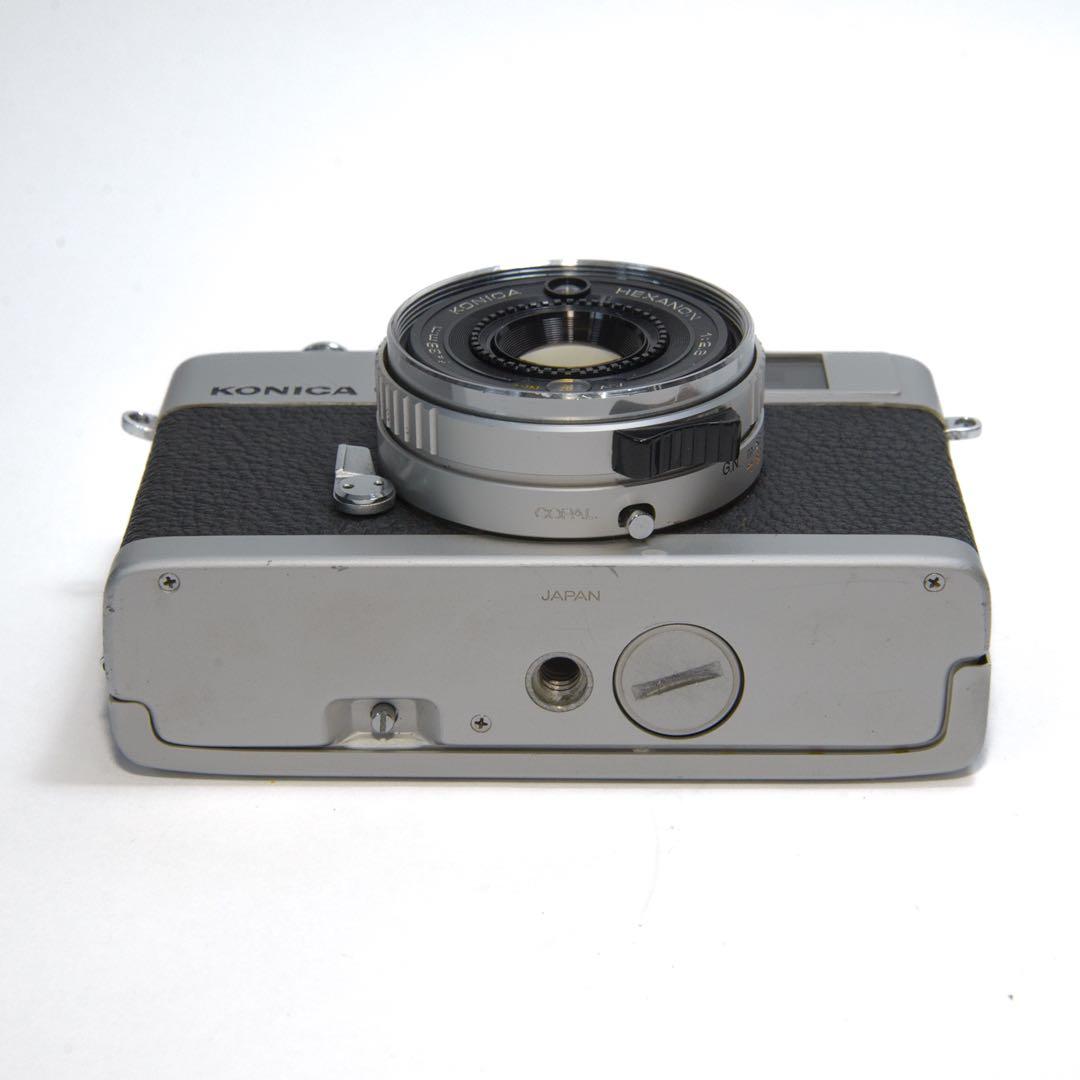コニカ C35 シルバー　KONICA C35 フィルムカメラ