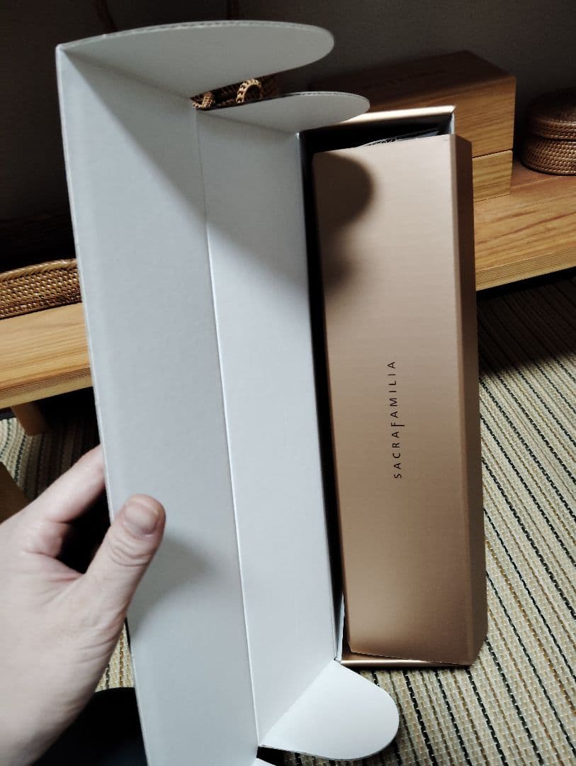 SACRAFAMILIA GRANDAMA ワイン ギフトボックス