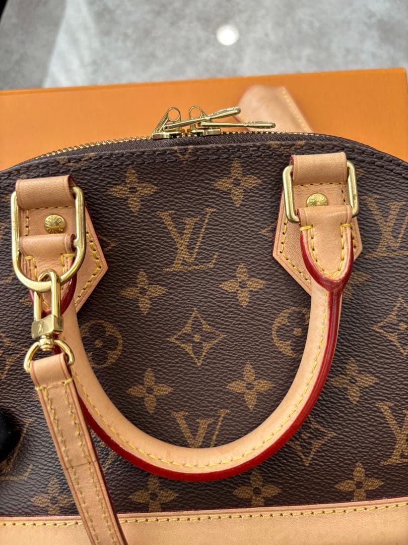 バッグ LOUIS VUITTON