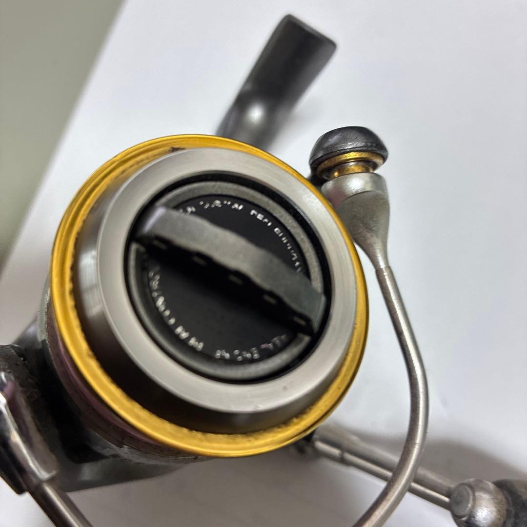 スピニングリール ピンクスプール