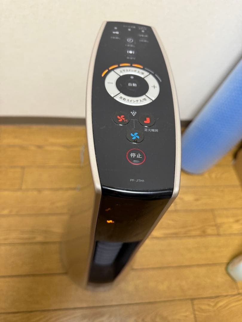 2022年製 シャープ スリムイオン ファンヒーターJTH1 HOT＆COOL