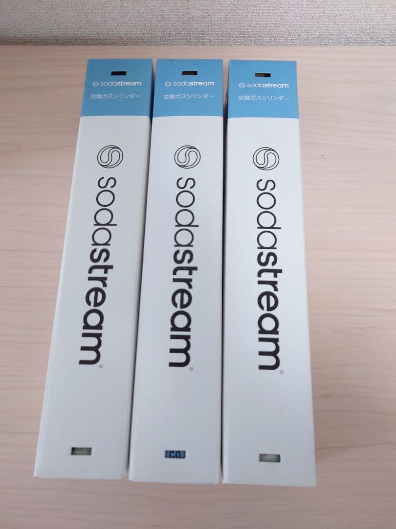 【値下げ】aarke カーボネーター３/ 新品ガスシリンダー３本付き/ボトルなし