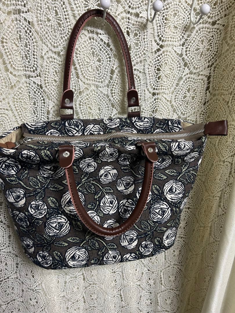 専用　ミナペルホネンハンドメイド　rosyブラウン 本革持ち手，楕円底トートL