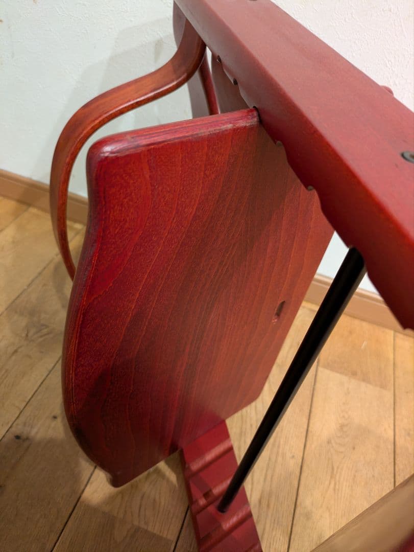 ハイチェア　レッド　赤