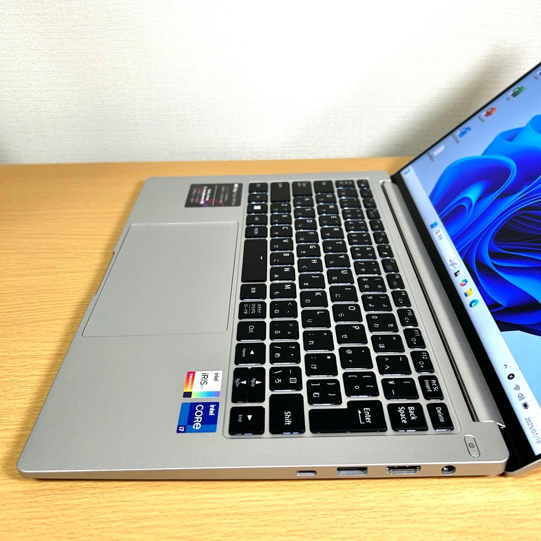 マウス DAIV Z4 I7I01SR-A i7 32GB 1TB 14インチ