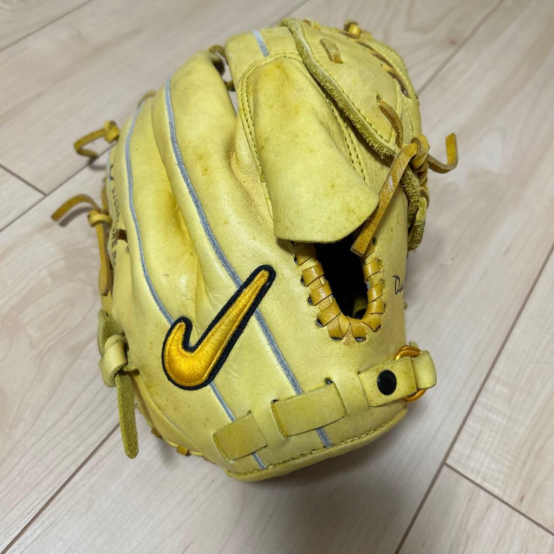 SUMMERさんNike Signature Model 軟式グローブ イエロー