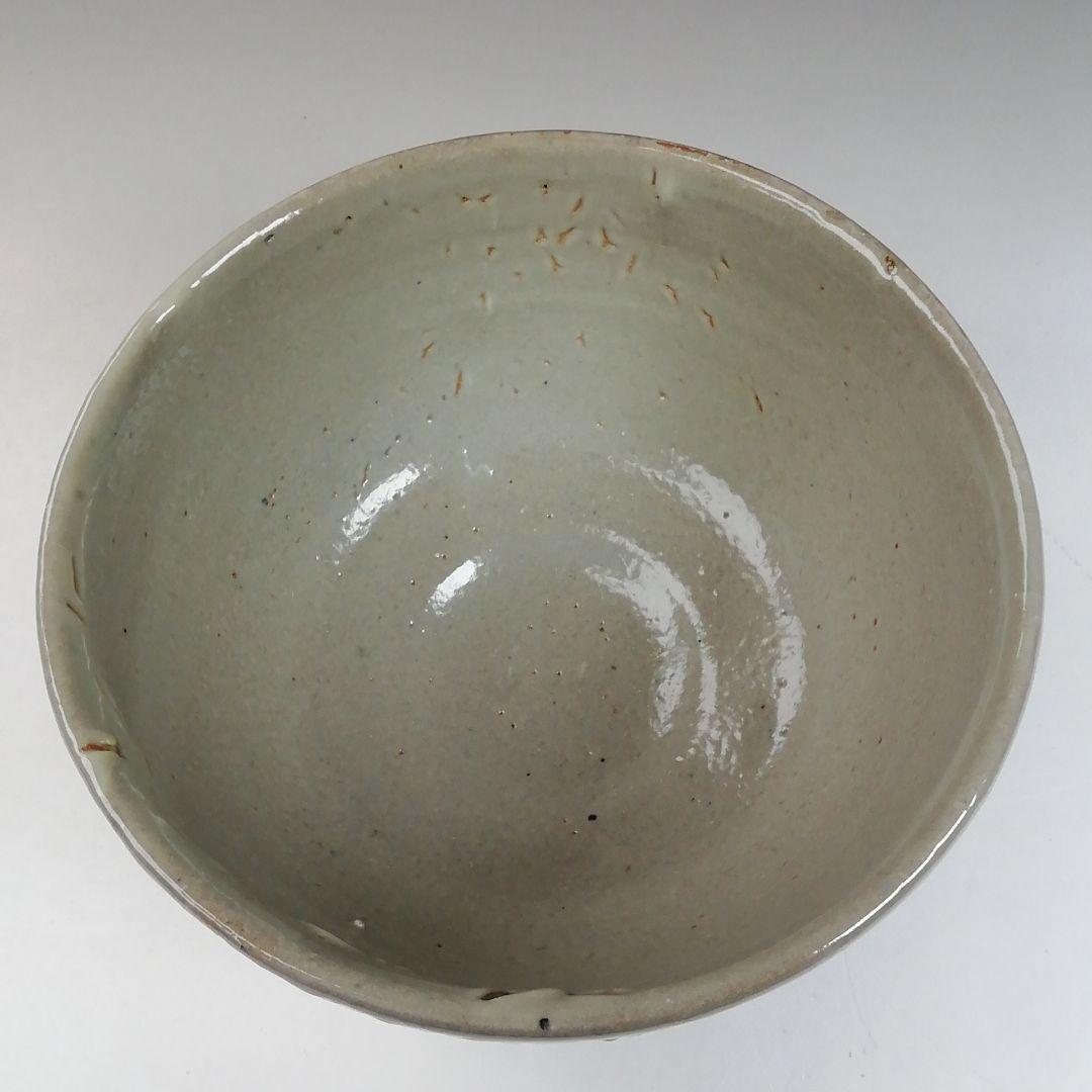 Ｗ１４２　茶碗　『肥前黒牟田焼』『鉄絵草花文』『丸田正美 造』　共箱　茶道具