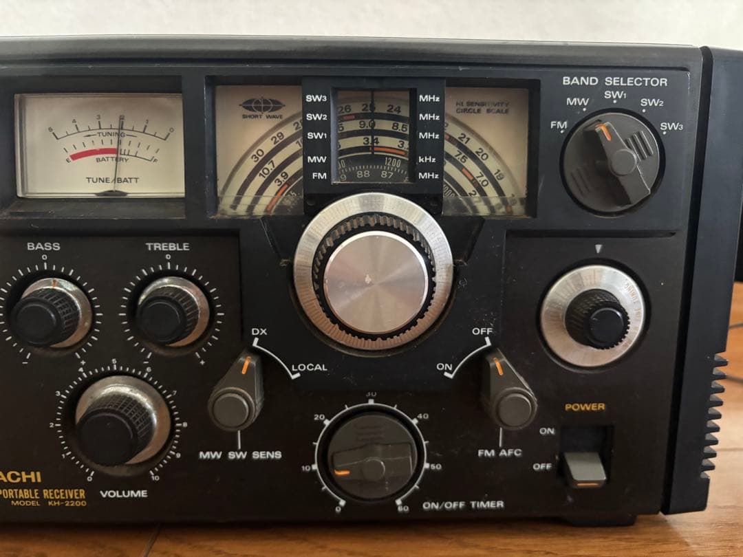 HITACHI BCLラジオ サージラムKH-2200 昭和レトロ