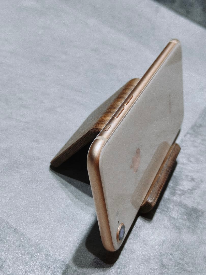 美品 iphone8 256GB SIMロック解除済 スマホ