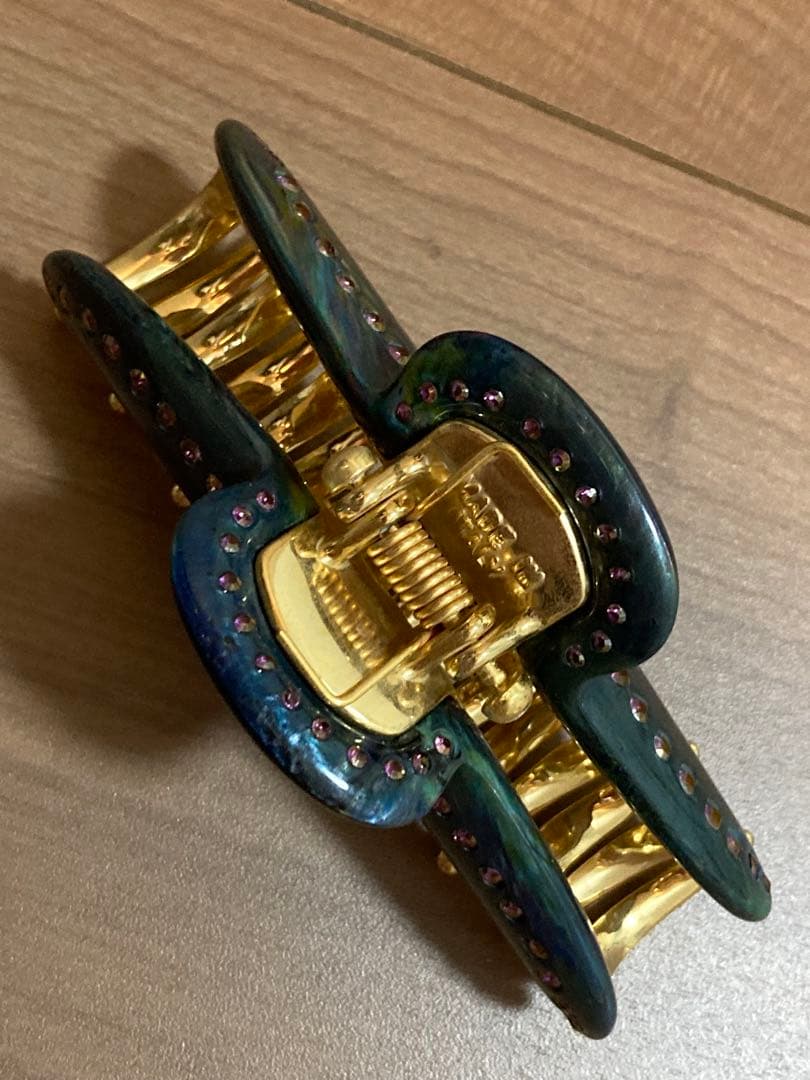 最終価格22日まで　acca（アッカ）クリップLスワロフスキー付き